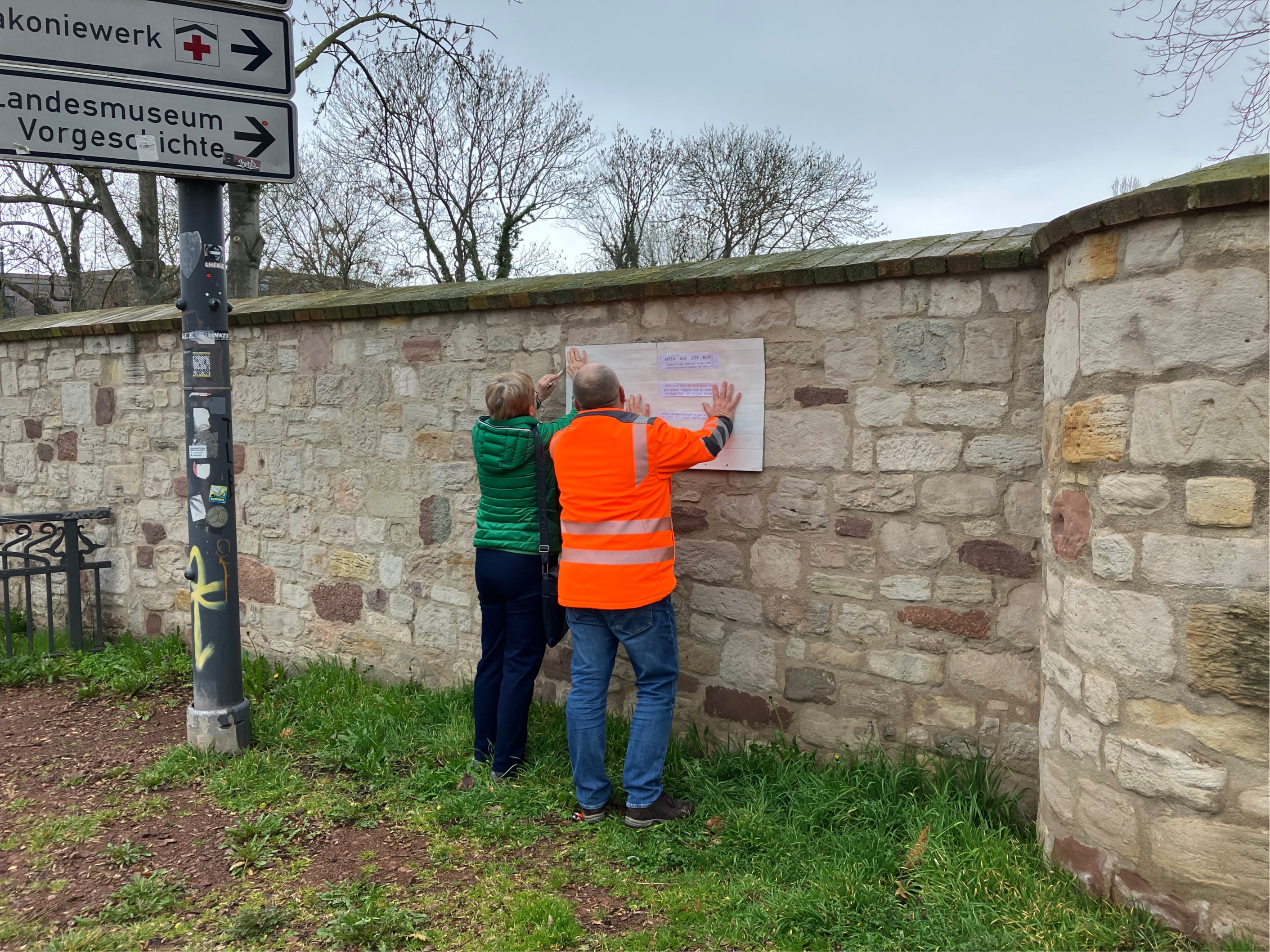 Die erste Lampe ist montiert